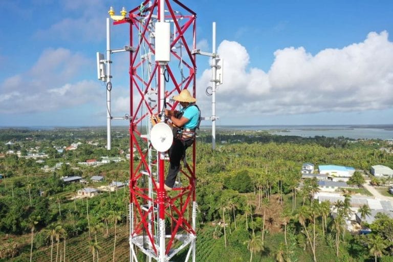 WanTok Tonga Engineer On Tower